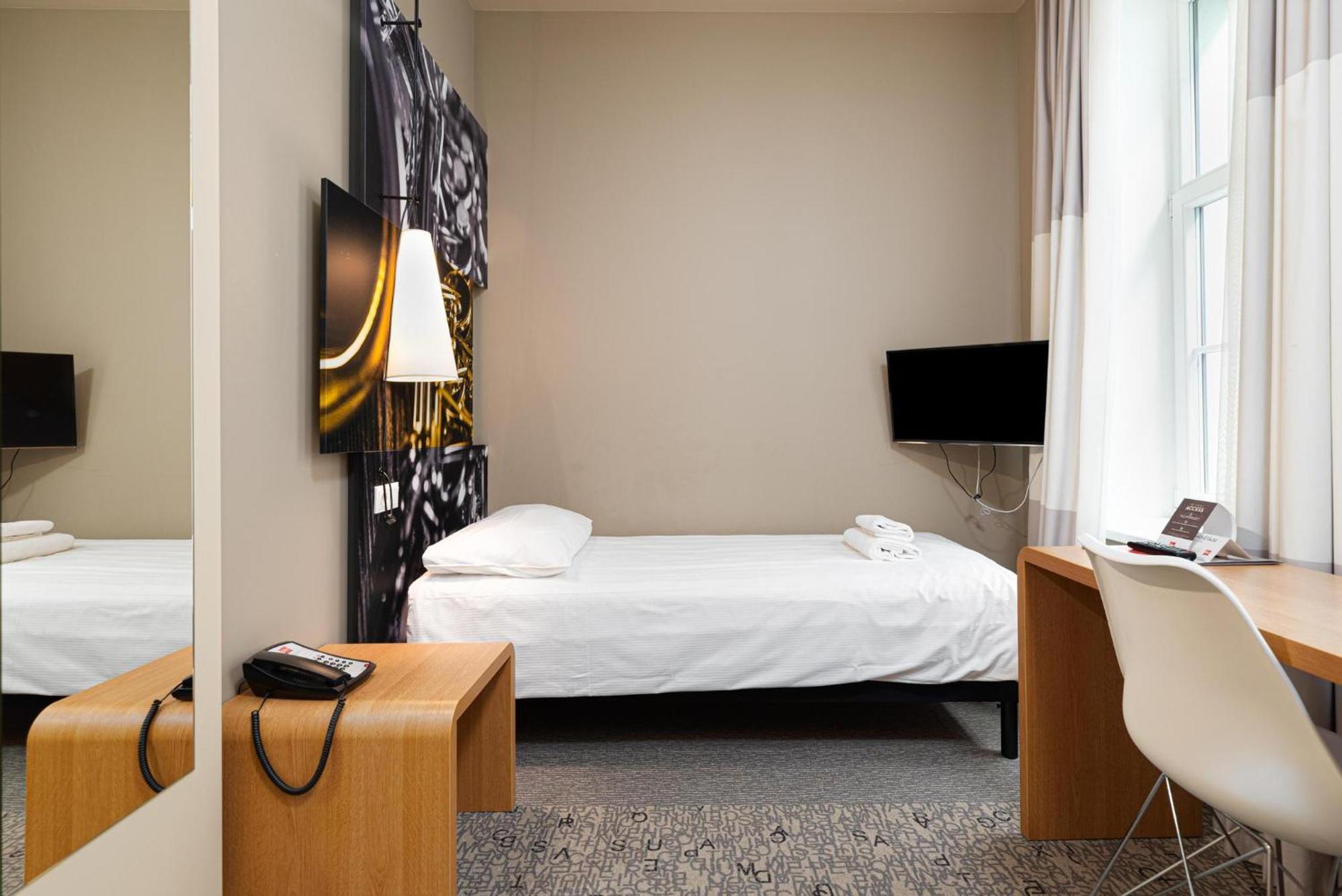 Ibis Riga Centre Hotel Exterior photo