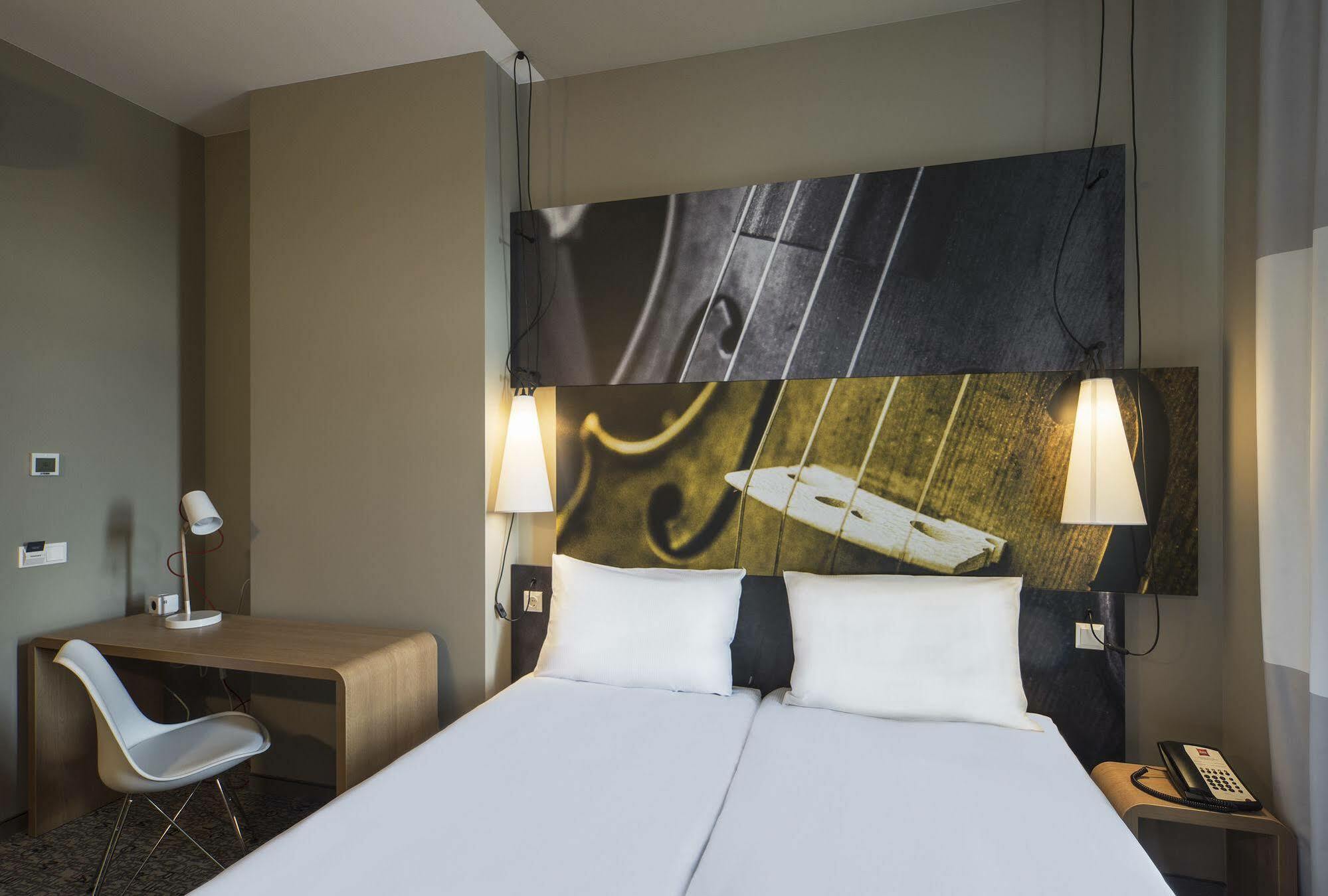 Ibis Riga Centre Hotel Exterior photo